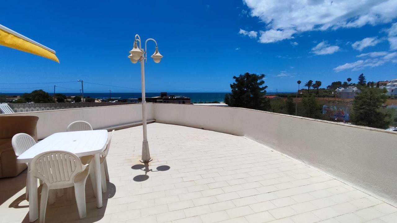 1 Torre Sol 2 - Casas & Papeis Daire Armação de Pêra Dış mekan fotoğraf